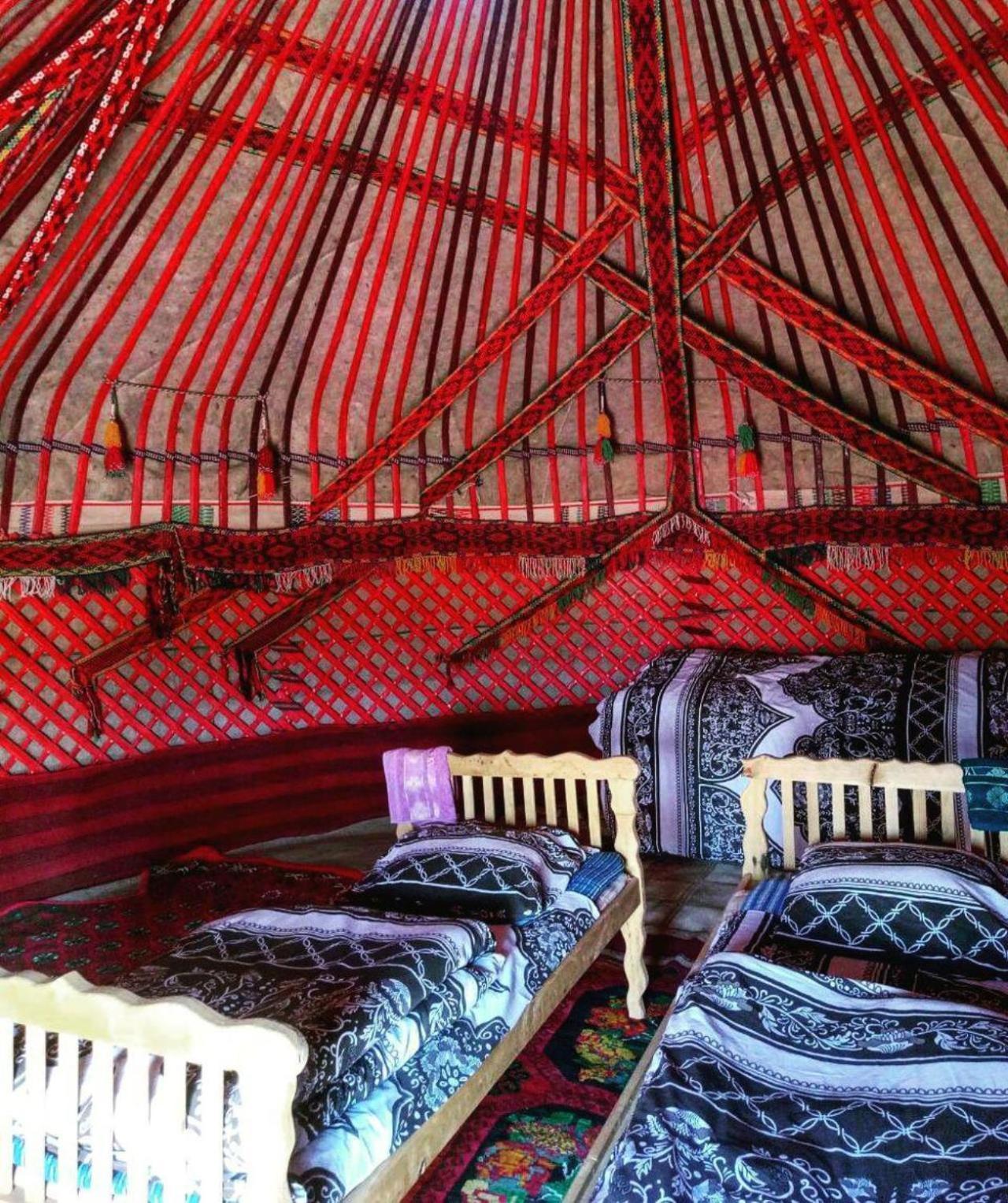 Aidar Yurt Camp Hotel Taldy Bilik gambar